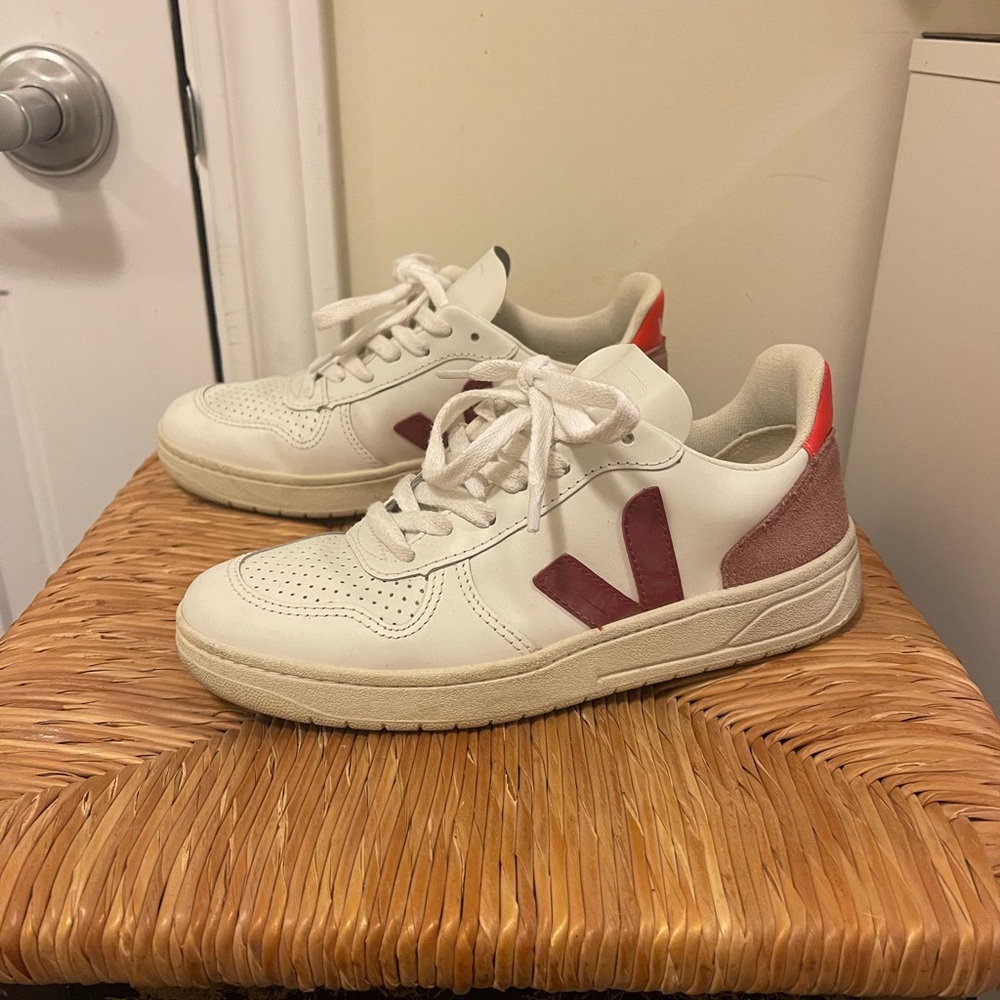 Veja White Sneakers with Burgundy and Pink Accents